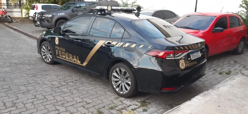 PF deflagra operação contra organização criminosa em Feira de Santana