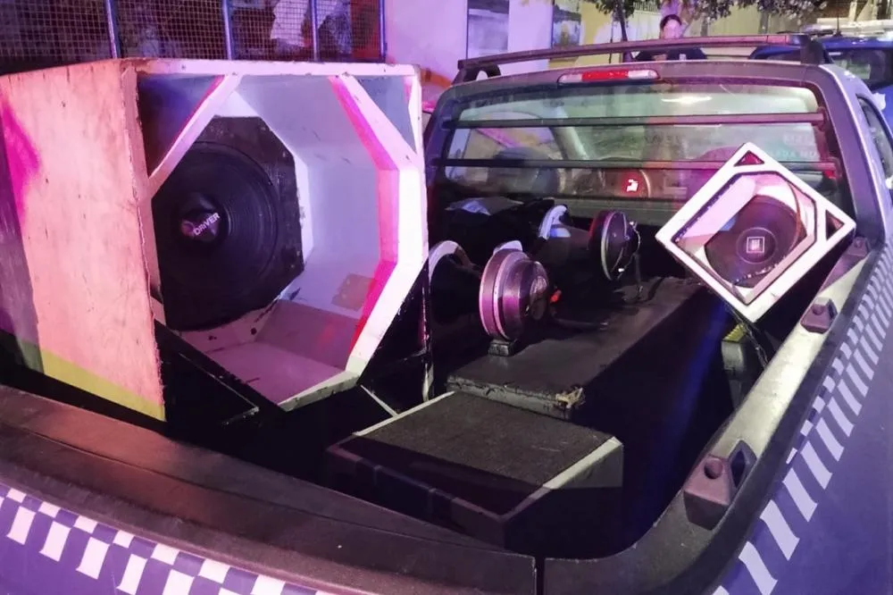 Operação Feira Quer Silêncio apreendeu equipamentos neste domingo