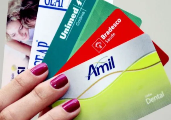 Planos de saúde vão poder cancelar segurado caso haja duas parcelas atrasadas