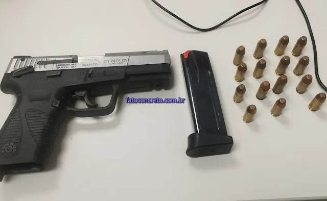 PM prende homem em flagrante com pistola em festa de paredão