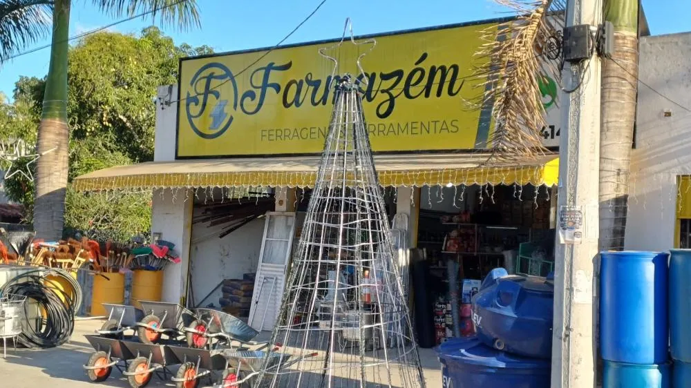 Farmazém Ferragens e Ferramentas: Qualidade, Variedade e Compromisso com Humildes