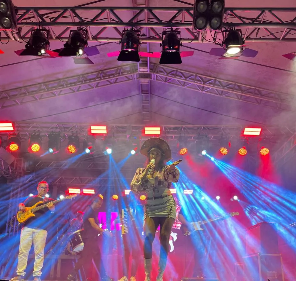 Thaise Lanuza leva o forró de Feira de Santana para grandes festivais e prepara projeto inédito