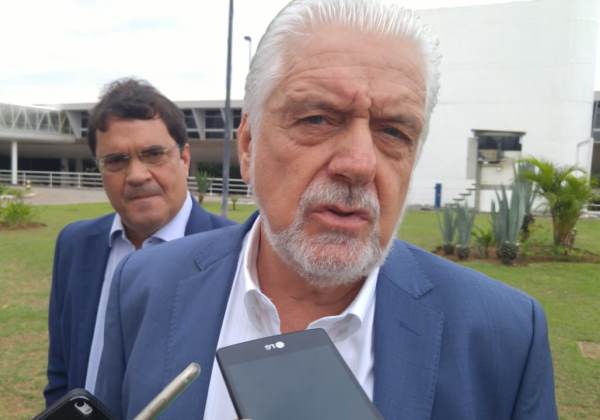 Wagner minimiza pesquisa em que aparece atrás de Neto: ‘Não diz muita coisa’