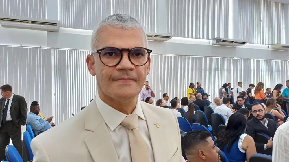 Pablo Roberto é diplomado vice-prefeito e avalia renúncia ao mandato de deputado estadual