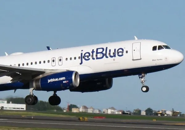 Corpos são encontrados dentro do trem de pouso de avião