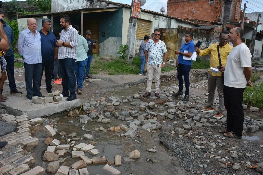 Prefeito autoriza recuperação de pavimentação no Caseb