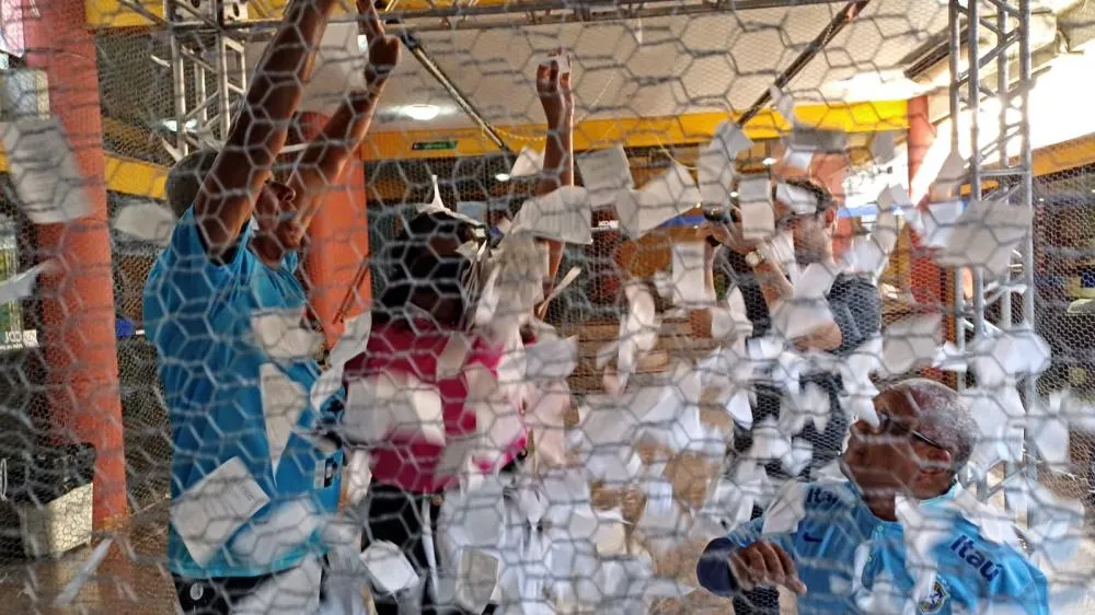 Moradora do bairro Pampalona ganha carro no sorteio do Natal de Prêmios da CDL