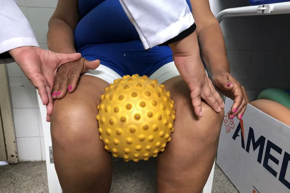 Hanseníase pode causar manchas e perda de sensibilidade