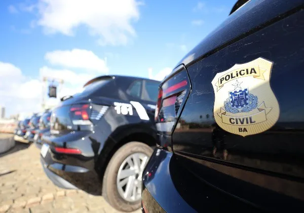 Ex-diretora de presídio é presa suspeita de facilitar fuga de 16 detentos 