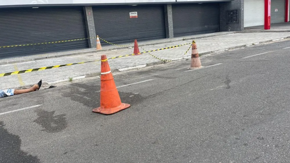 Vigilante é morto com tiros na cabeça no centro de Feira de Santana