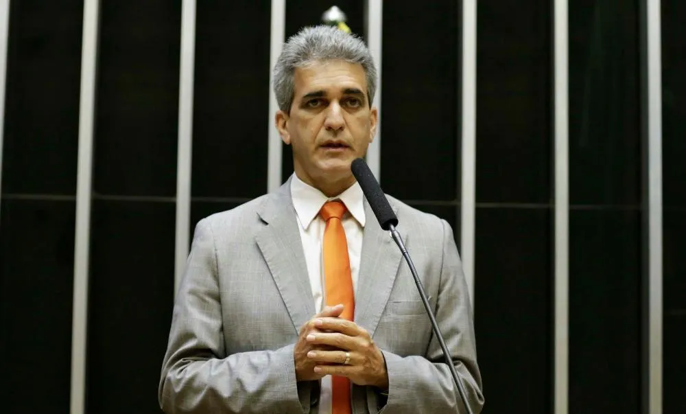 Deputado Robinson Almeida cobra investigação do MP sobre “pegadinha do IPTU“