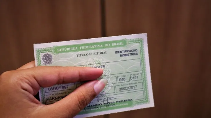 Dados sobre identidade de gênero, deficiência, raça e cor podem ser incluídos no cadastro eleitoral