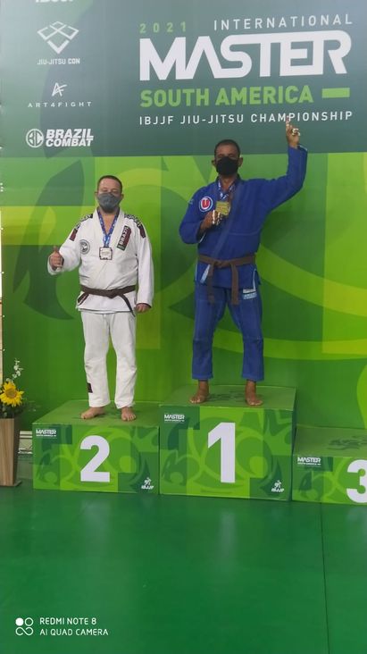 Aspirante a oficial se torna tetra campeão de Jiu-Jitsu Master South