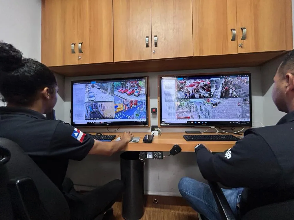 Suspeito de disparo no circuito Osmar, sargento aposentado é capturado e tem arma apreendida