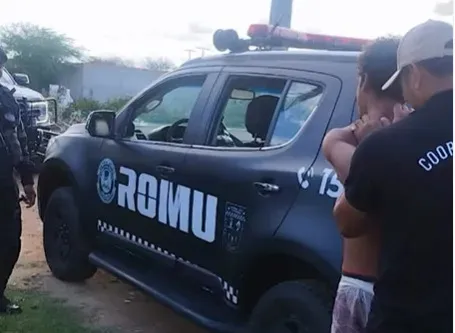 Homem é preso após romper tornozeleira eletrônica e abandonar na área interna do fórum