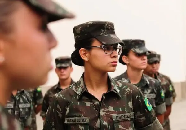 Sudeste e Nordeste concentram maior número de inscrições no alistamento militar feminino