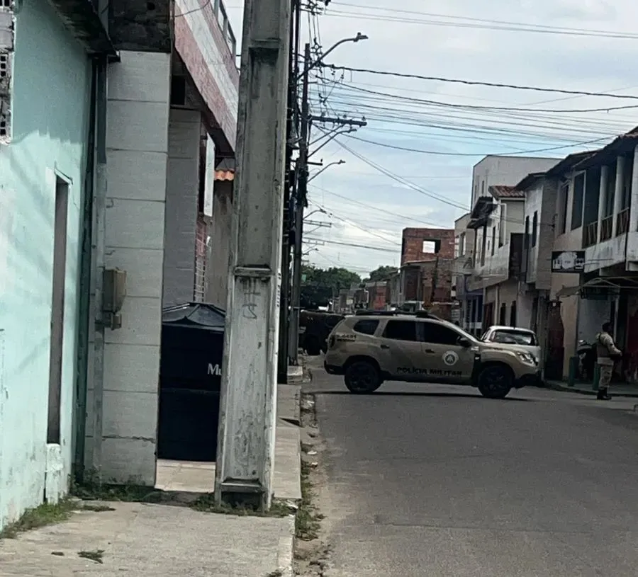 Dois homens morrem após confronto com a polícia em Feira de Santana