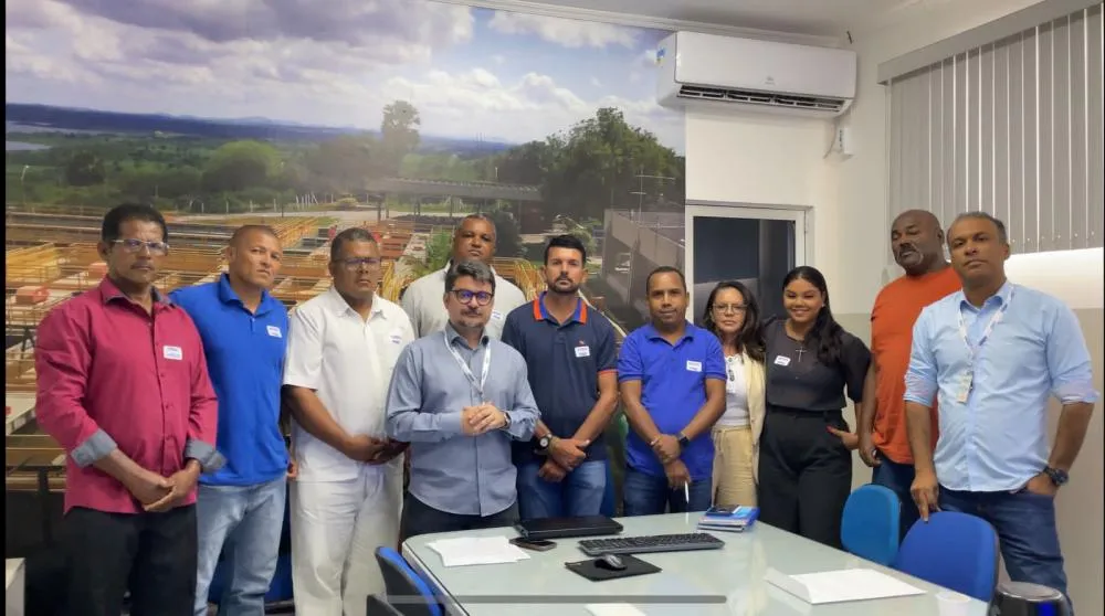 Moradores de Tanquinho se reúnem com diretor da Embasa