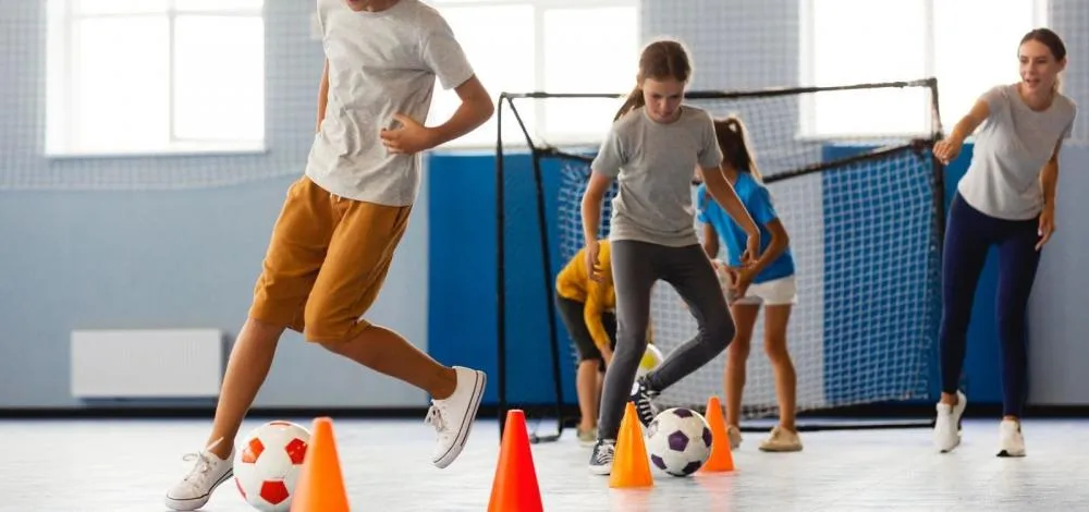 Atividade física na infância reduz pela metade o risco de tabagismo na adolescência, aponta estudo
