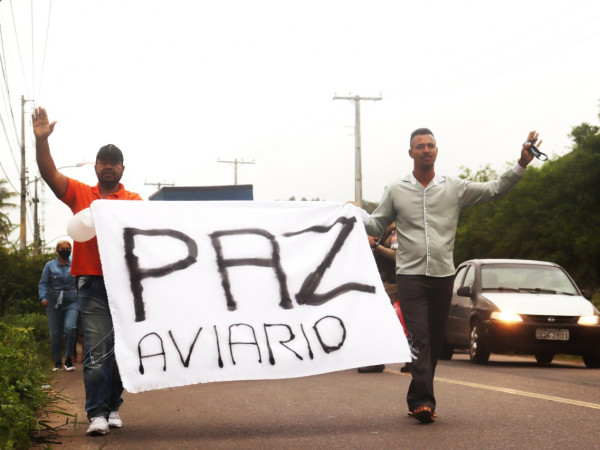 Um dos bairros mais violentos de Feira reage contra a violência