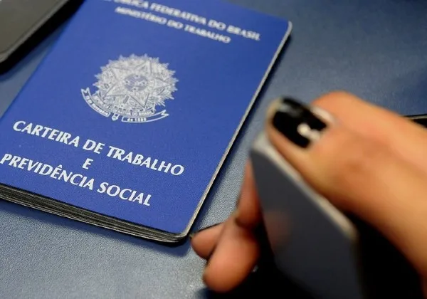 Desemprego entre jovens cai pela metade em cinco anos, aponta Ministério do Trabalho