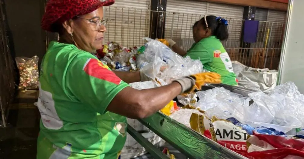 Micareta é oportunidade de renda para catadores de materiais recicláveis