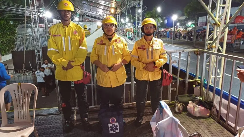 Bombeiros Civis reforçam segurança e atuam na prevenção durante a Micareta de Feira