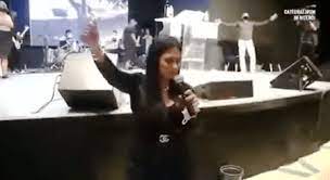 Evangélica, cantora Simone, da dupla com Simaria, explica porque ainda canta música secular