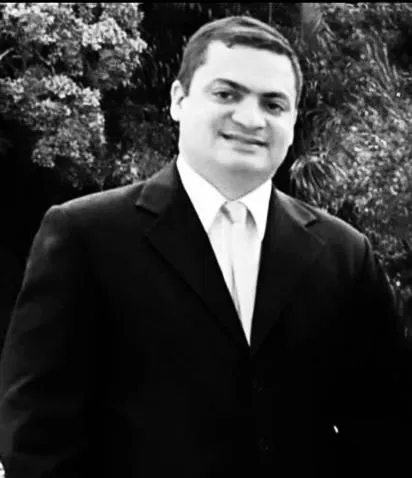 Médico morre em trágico acidente na BR-324; vítima ficou presa às ferragens