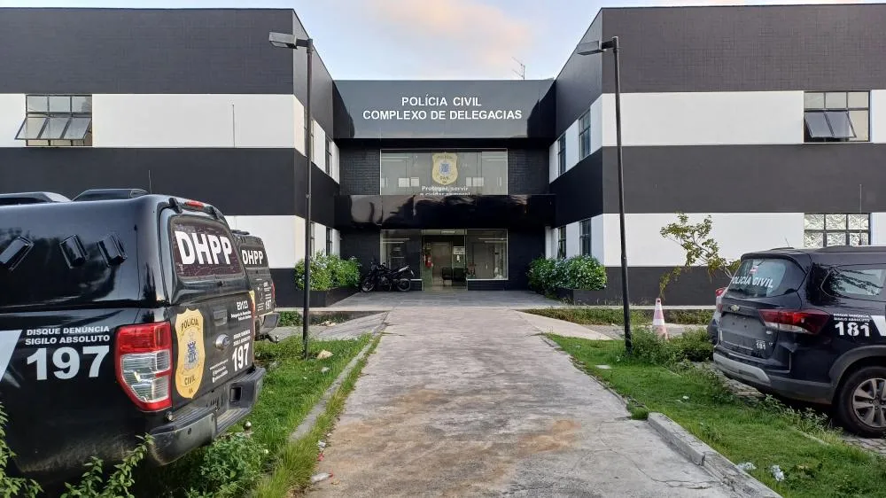 Homem condenado por roubo e estupro em 2014 começa a cumprir pena após mandado ser cumprido pela Polícia Civil