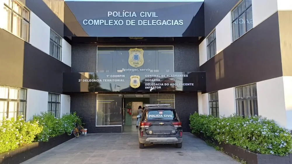 Homem com seis condenações e suspeito de extorsão em rede hospitalar preso em Feira de Santana