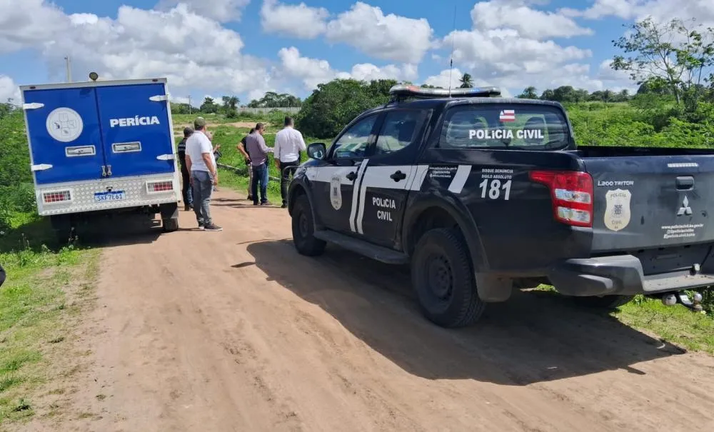 Corpo carbonizado é encontrado na zona rural de Feira de Santana