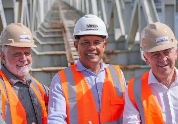 Jerônimo visita obras do VLT e destaca avanços na mobilidade baiana