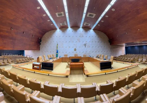 STF encerra primeiro dia de interrogatórios dos réus da trama golpista ligada a Bolsonaro