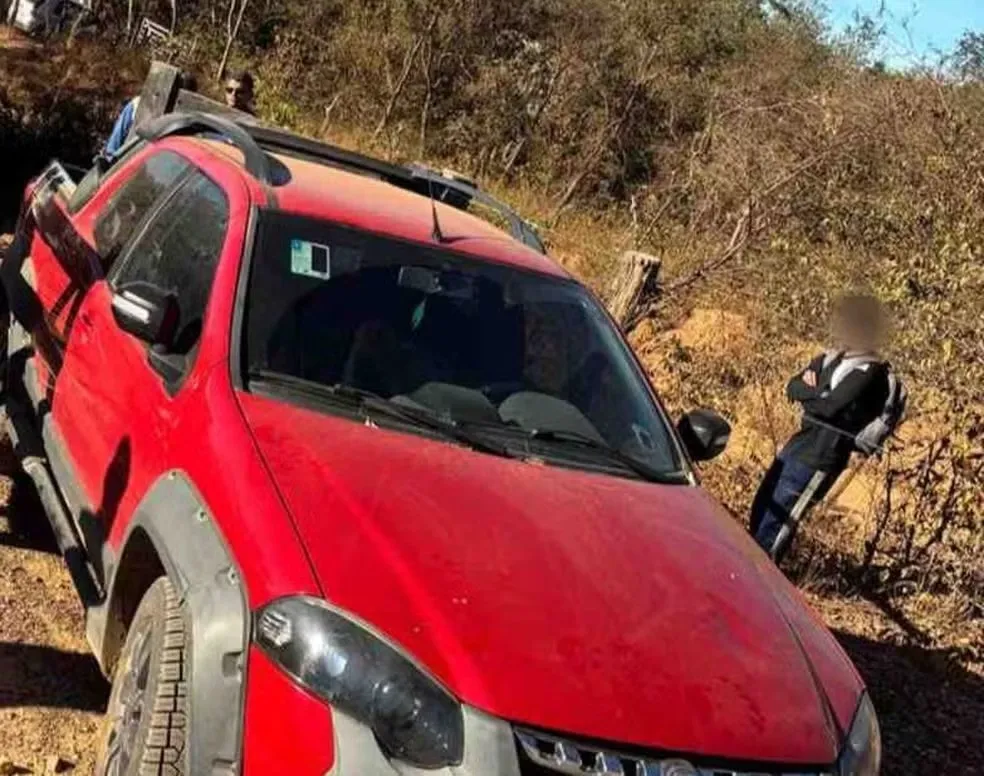 Oficial de Justiça aposentado é encontrado morto em fazenda