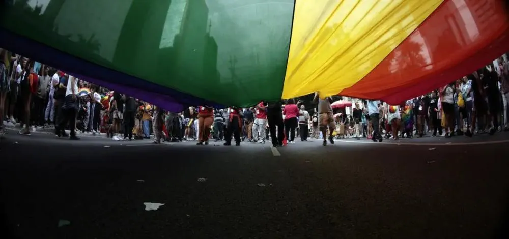 MPF pede suspensão de norma do CFM sobre terapia para crianças e adolescentes trans