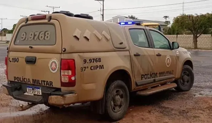 PMSs trocam tiros com bandidos durante ação em Coração de Maria