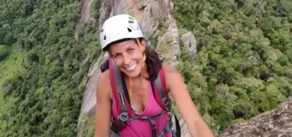 Mulher morre após cair quase 100 metros durante rapel em MG