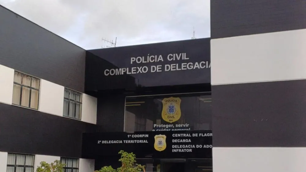 Médico denuncia desvio de R$ 100 mil por ex-funcionária da clínica