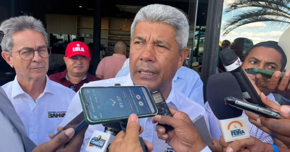 Governador transfere sede do governo para Juazeiro e anuncia série de investimentos na saúde e infraestrutura