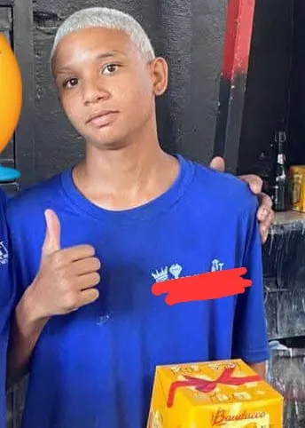 Jovem de 18 anos é morto com tiros de pistola em residencial no Tomba