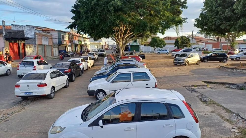 Polícia Civil realiza vistoria em veículos no bairro Sobradinho