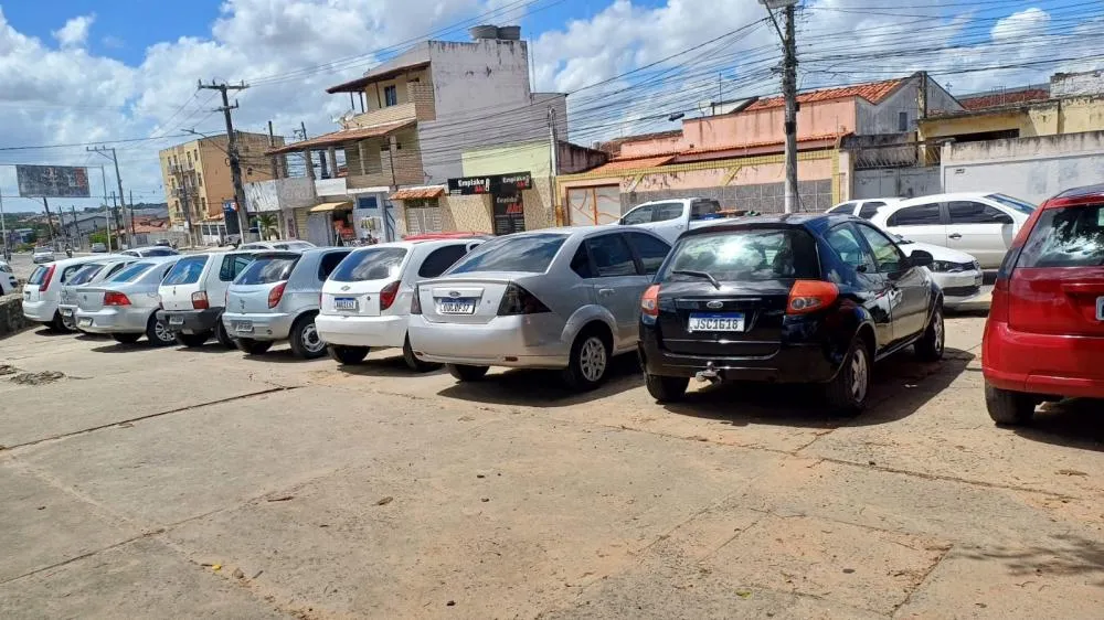 Comerciantes de veículos usados aprovam fiscalização da Polícia Civil em Feira de Santana