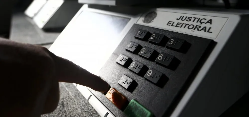 Pesquisa revela que 70% dos ataques a mulheres negras incluem ameaças de morte