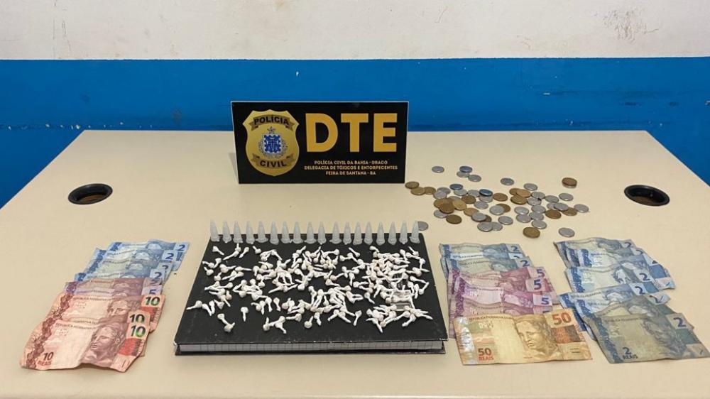 Foragido da justiça preso com droga no Bairro Rua Nova.