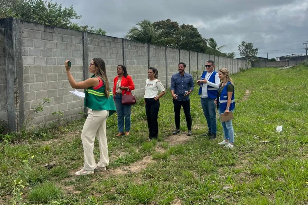 Secretaria de Meio Ambiente realiza inspeção no aeroporto de Feira para liberação de licença para ampliar pista