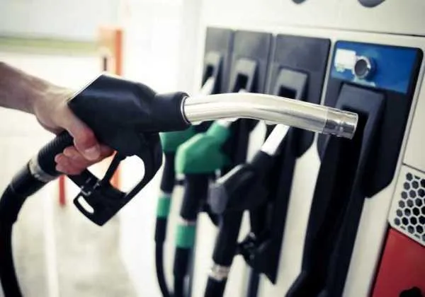 ICMS sobre combustíveis e gás de cozinha terá novo reajuste em 2026