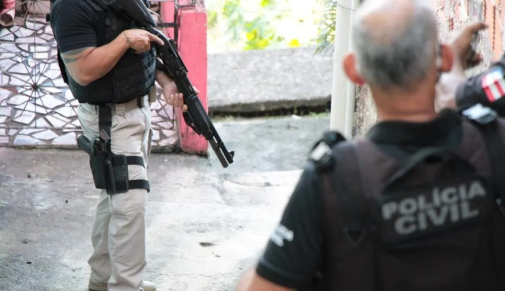 Polícia Civil cumpre mandado de prisão por homicídio em Feira de Santana