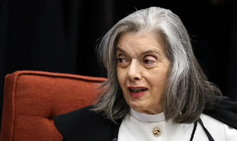 STF forma maioria para condenar Bolsonaro por crimes da trama golpista