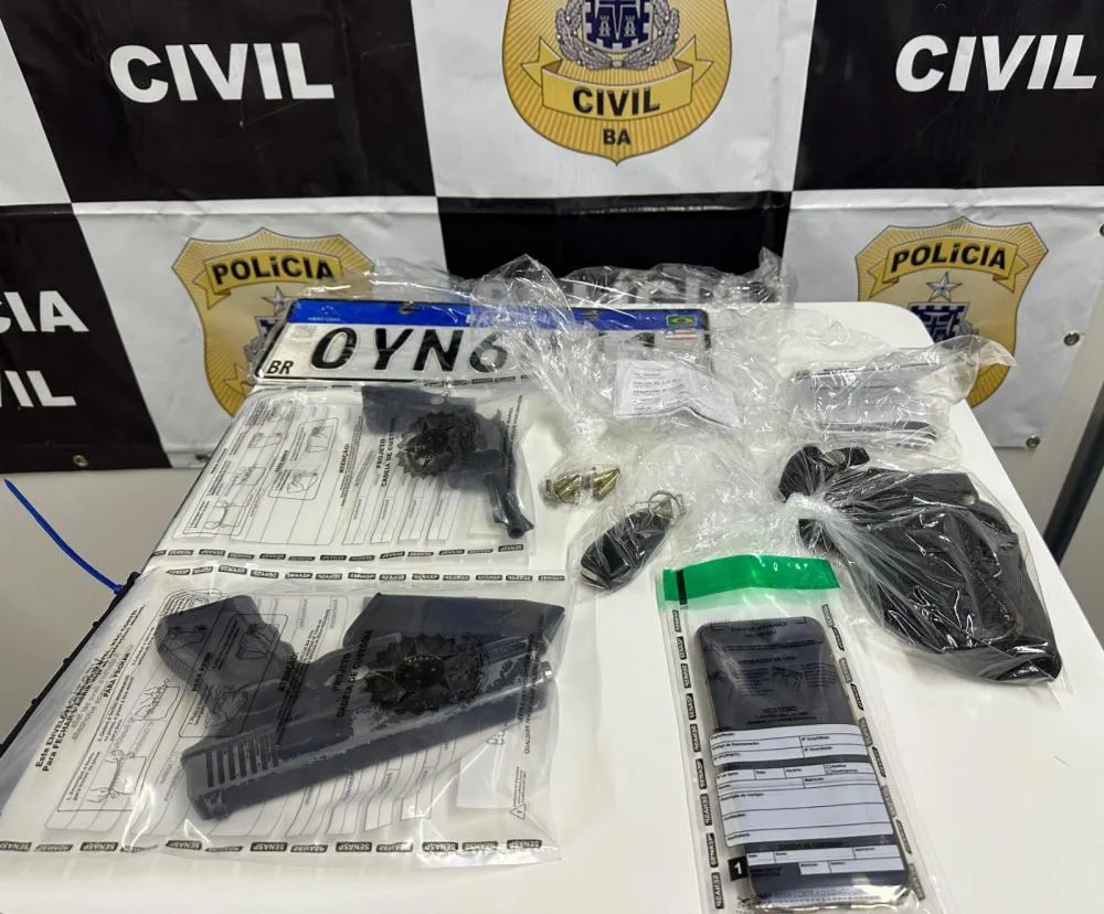 Homem é preso em flagrante por posse ilegal de arma de fogo em Feira de Santana